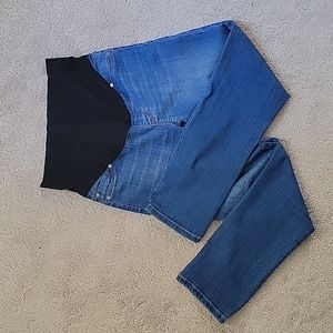 Liverpool Maternity Capri Pant Medium Wash, Size 2/26